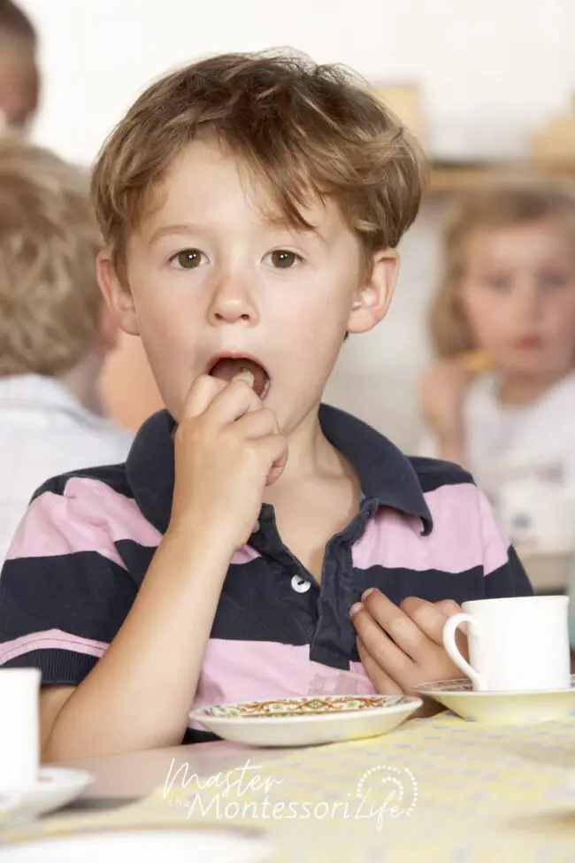 In this blog post, let's discuss the importance of socialization. Unlike many would think, socialization is an essential pillar of the Montessori philosophy.
